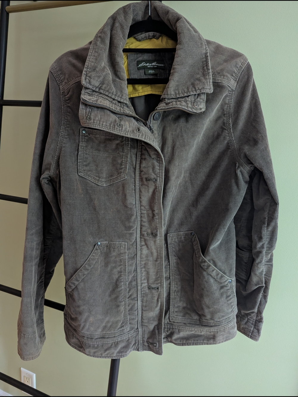 Eddie Bauer Women's Corduroy Jacket in Olive Gray